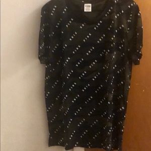 VS PINK Camo Campus Tee